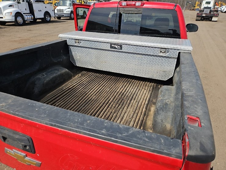 2010-chevrolet-silverado-1500-image-16