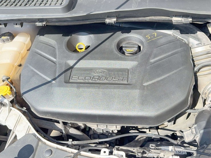 2014-ford-escape-titanium-image-22