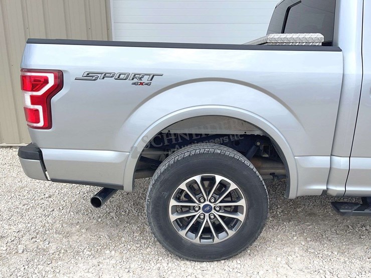 2020-ford-f150-image-18