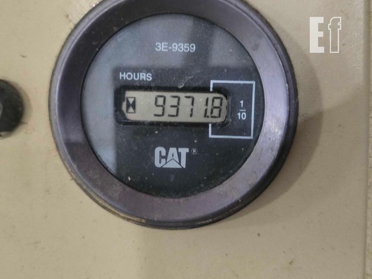 1995-caterpillar-120h-image-20