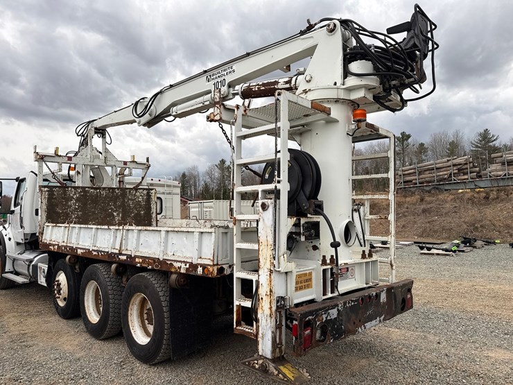 2010-massey-ferguson-8-image-27