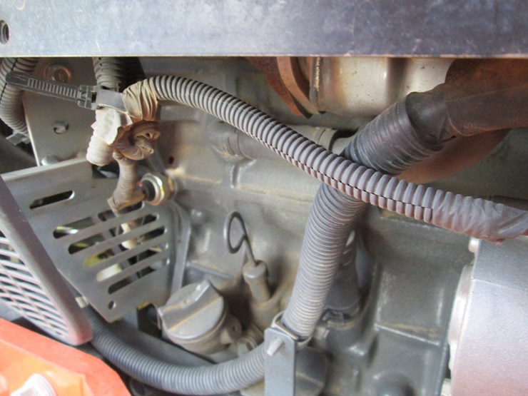 2022-kubota-m6s-111-image-29