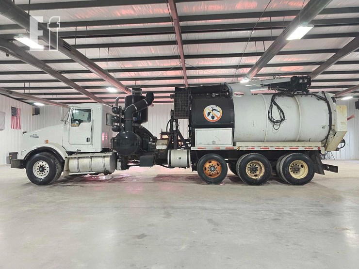 2014-kenworth-t800-image-5