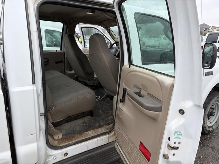 2004-ford-f250-image-11