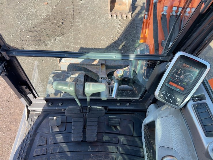 2019-doosan-dx85r-3-image-31
