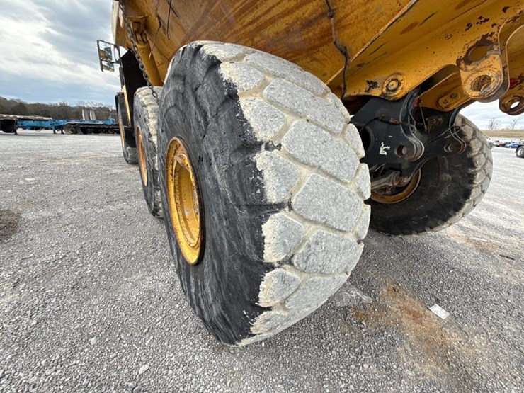 2007-komatsu-hm400-2-image-21