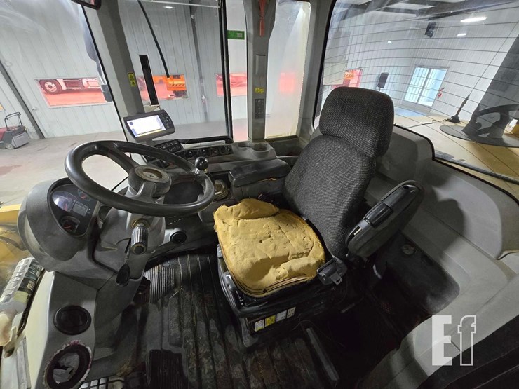 2014-caterpillar-938k-image-14