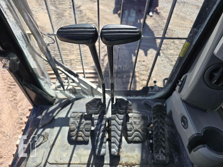 2018-caterpillar-336fl-image-13