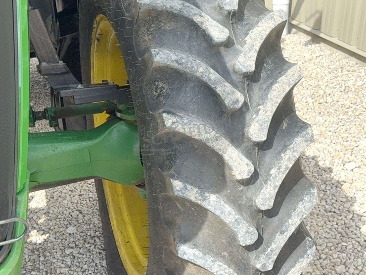 john-deere-200-image-13