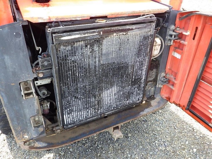 2012-kubota-svl75-image-9