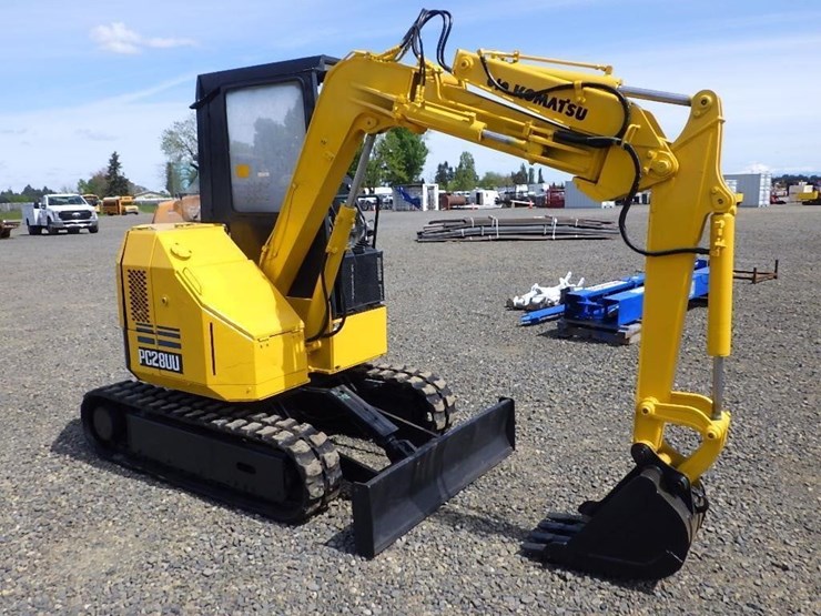 komatsu-pc28uu-image-2