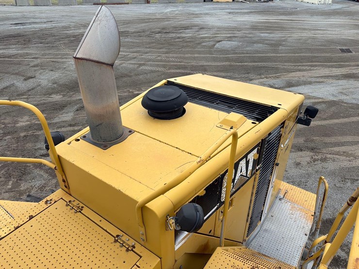 caterpillar-988g-image-18