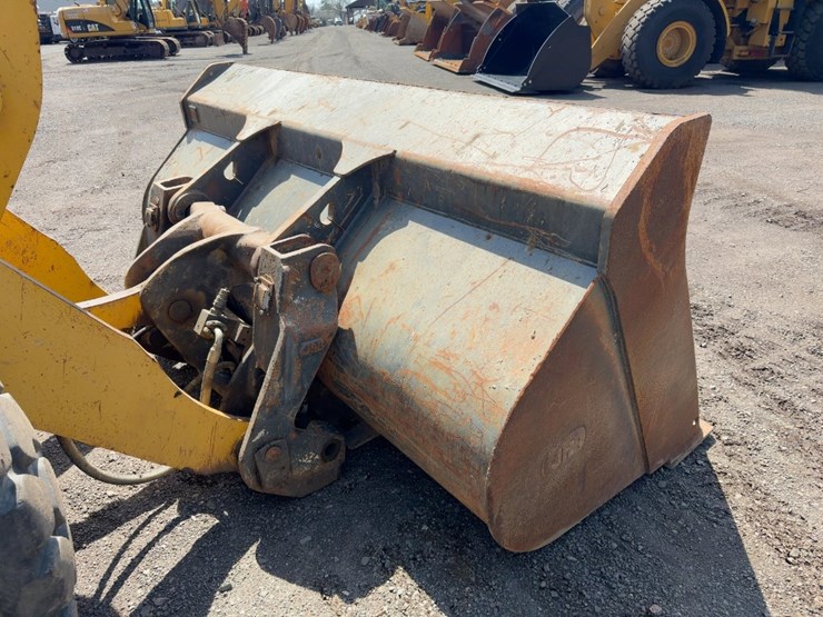 2017-komatsu-wa270-8-image-11