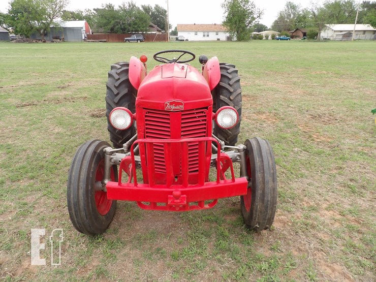 ferguson-to35-image-8