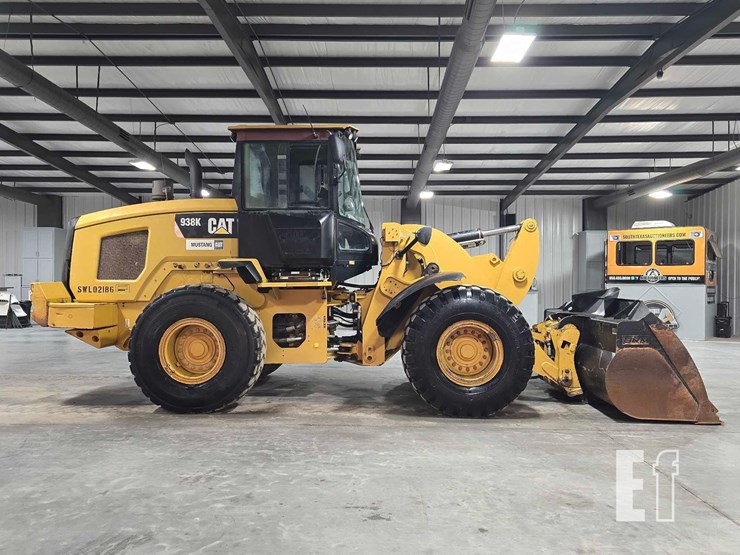 2014-caterpillar-938k-image-6