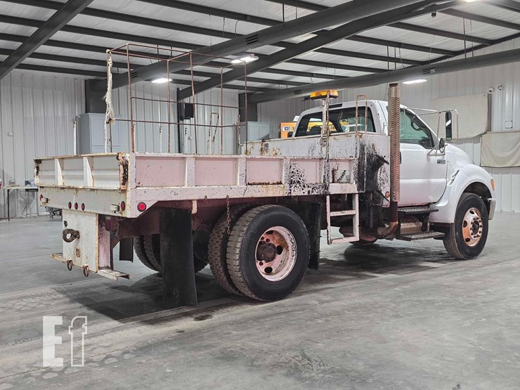 2008-ford-f750-sd-image-3