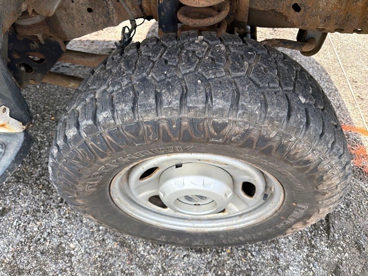 2012-ford-e350-image-11