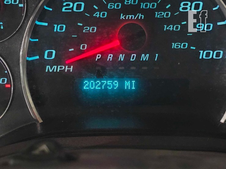 2019-gmc-savana-g1500-image-14