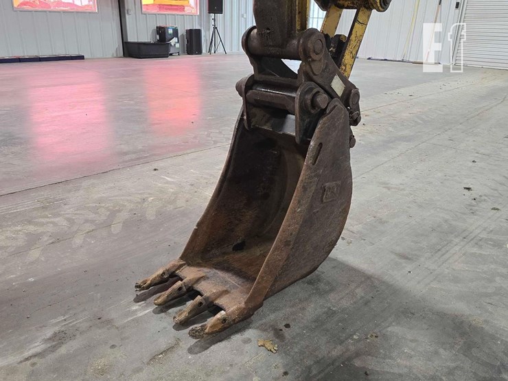 2003-caterpillar-420d-it-image-14