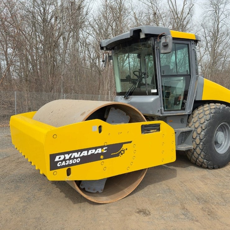 2017 DYNAPAC CA3500D