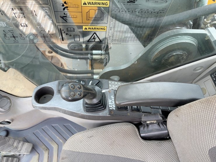 2013-volvo-ec300dl-image-37