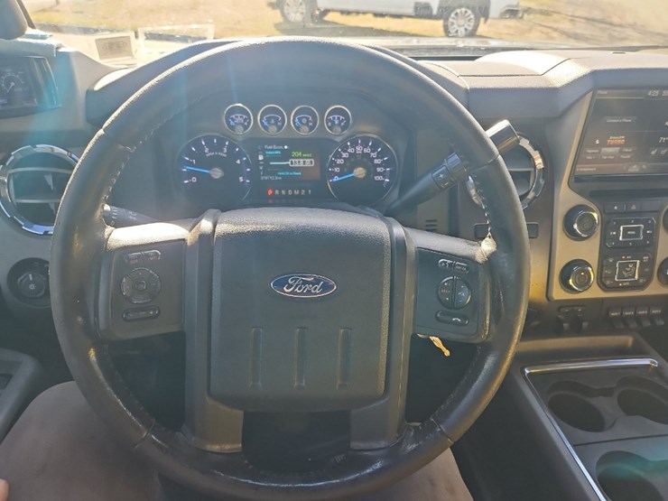 2013-ford-f350-xlt-image-25