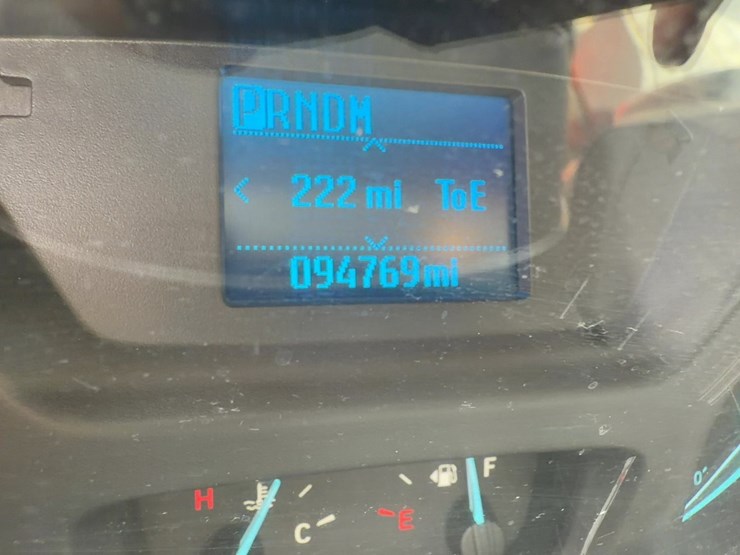 2016-ford-transit-image-19