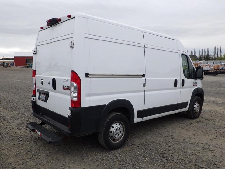 2021-dodge-1500-image-5