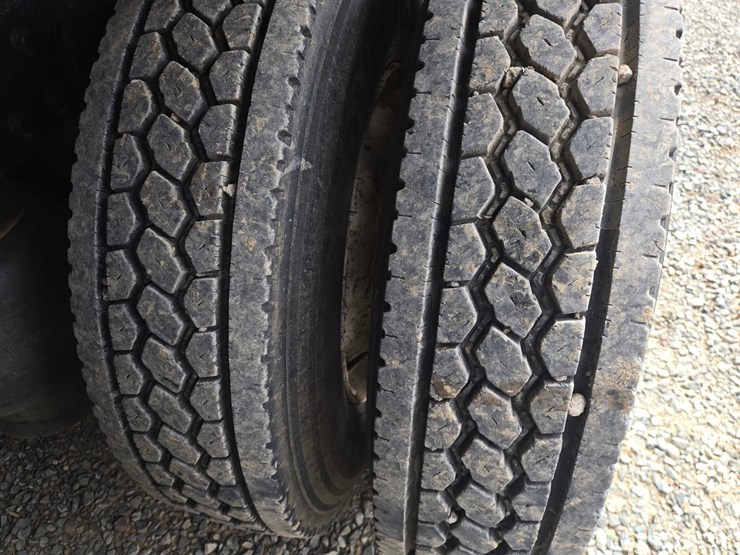 1991-peterbilt-357-image-83