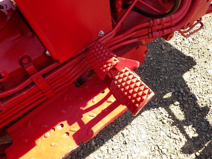 international-tractor-image-20