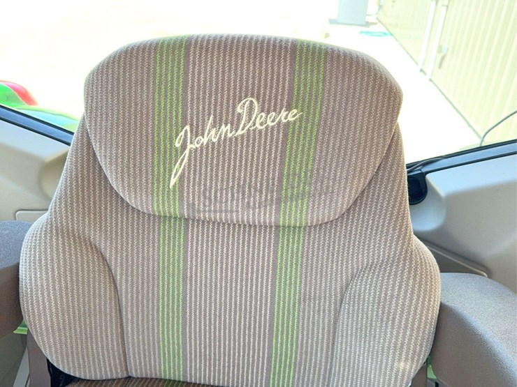 2004-john-deere-7320-image-72