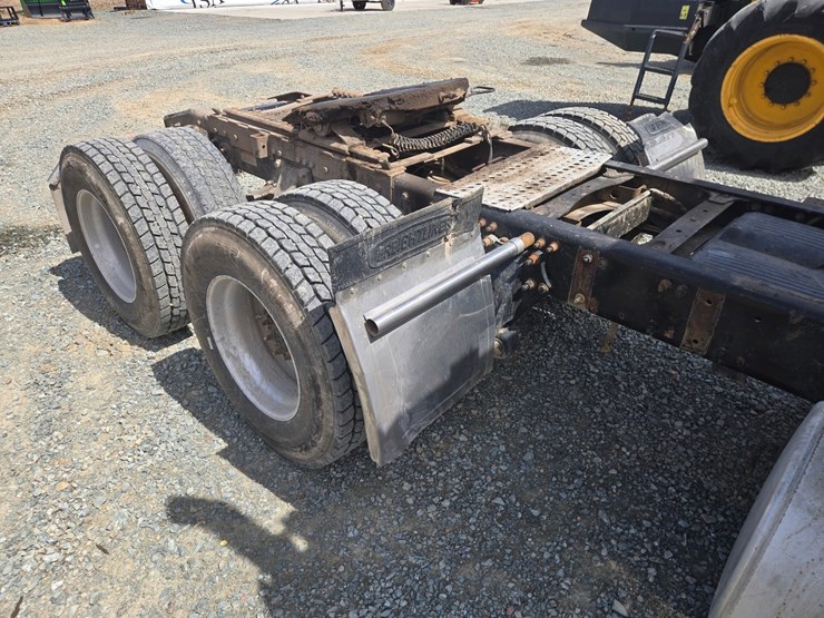 2007-massey-ferguson-8-image-23