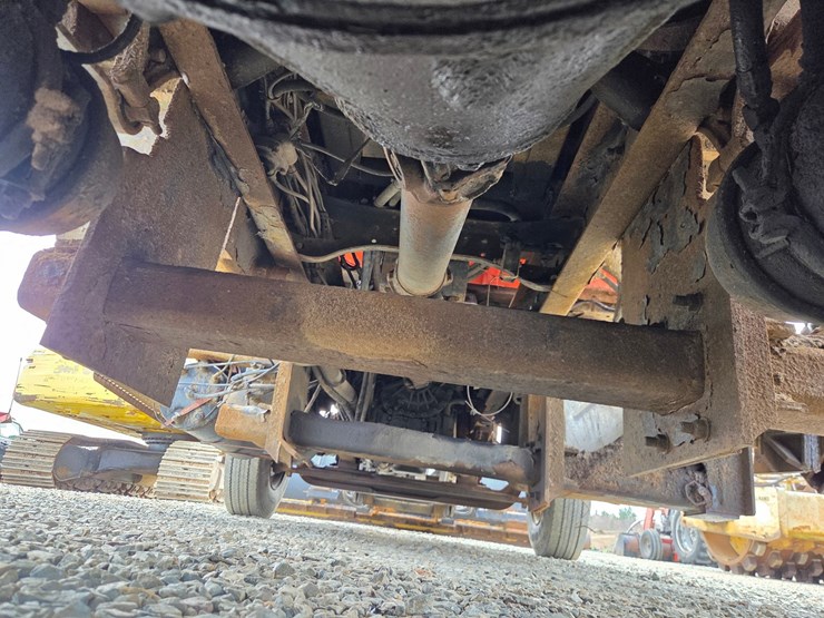 2002-international-7300-image-44