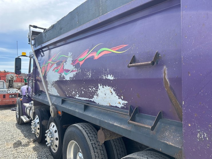 2010-massey-ferguson-8-image-21