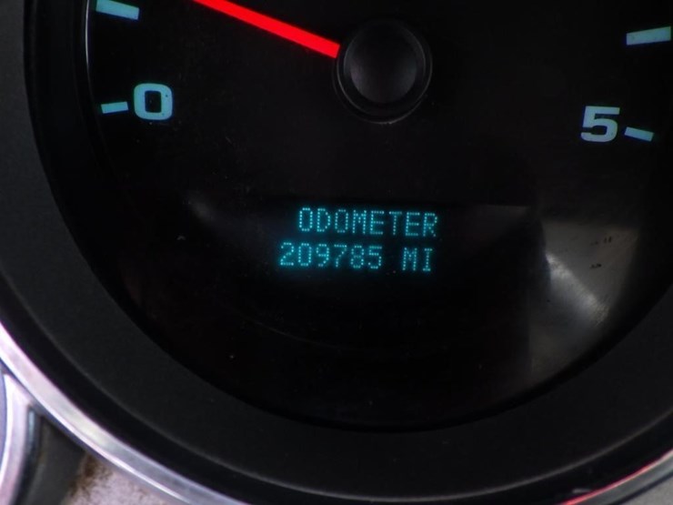 2008-chevrolet-3500hd-image-13