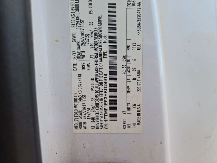 2017-ford-f150-xl-image-17