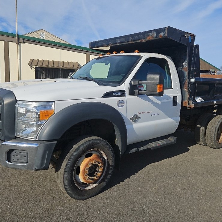 2014 FORD F550 XL