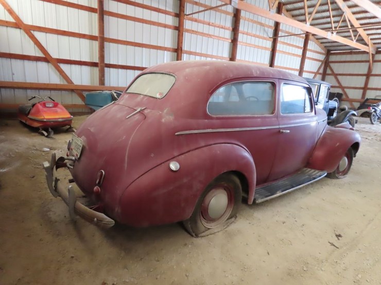 1940-chevrolet-2dr-sedan-image-4