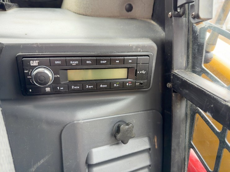 2021-caterpillar-259d3-image-20