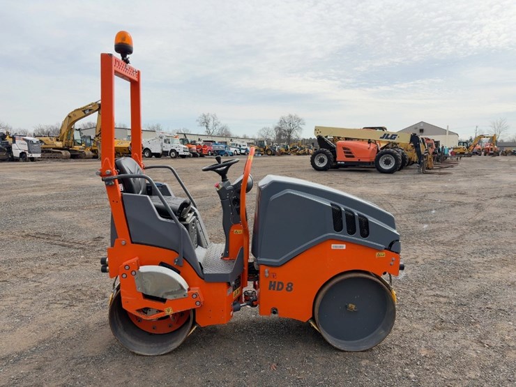 2021-hamm-hd8vv-image-6