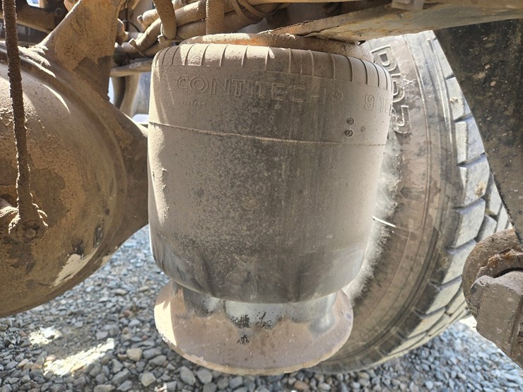 2007-massey-ferguson-8-image-35