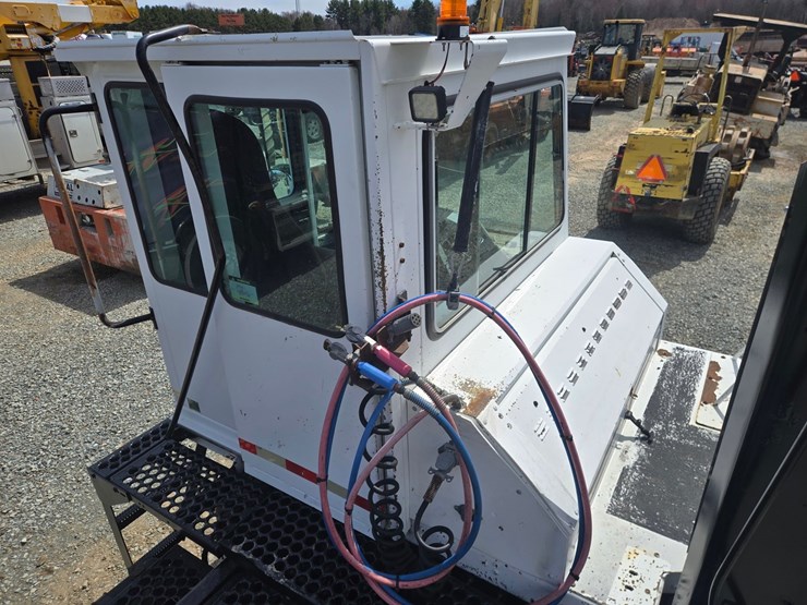 caterpillar-3116-image-14