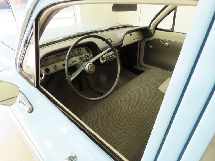 1960-chevrolet-corvair-4dr-sedan-image-15