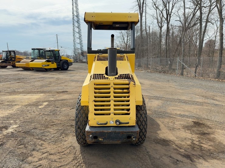2016-bomag-bw124dh-40-image-4