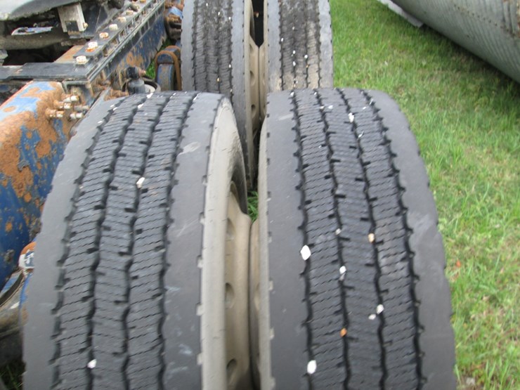 #46168-•-inop-2006-mack-613-vision-t/a-daycab-truck-tractor-1m1ak06yx6n010204-image-15