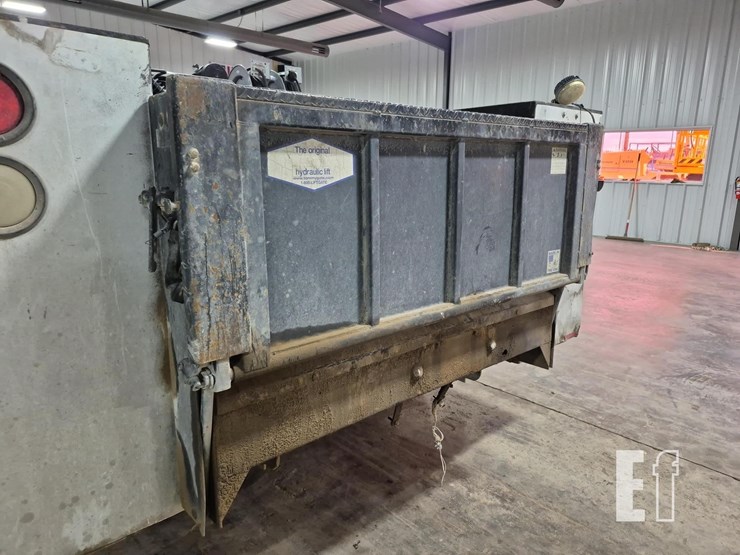 2012-ford-f350-sd-image-22