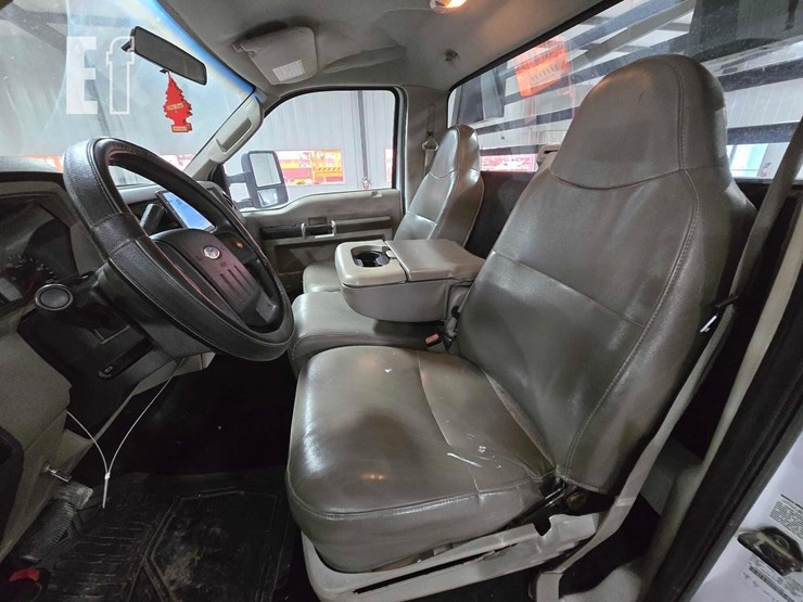 2008-ford-f550-image-9