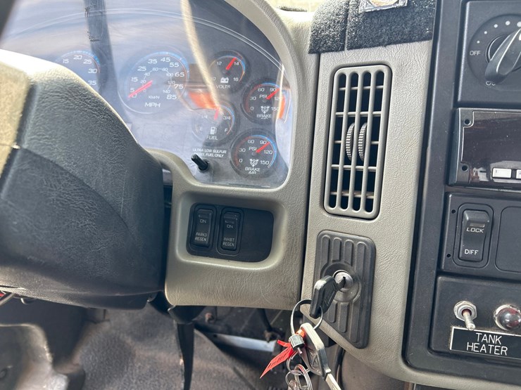 2010-international-4400-sba-image-86