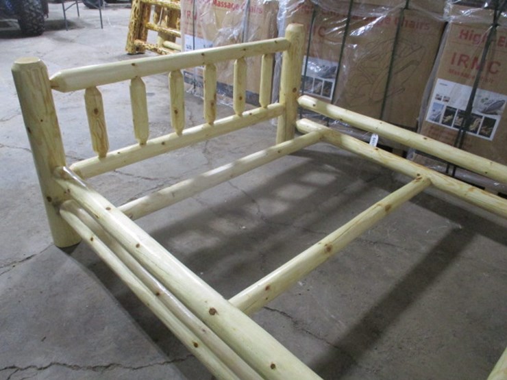 #7139-•-queen-sized-log-bed-image-3