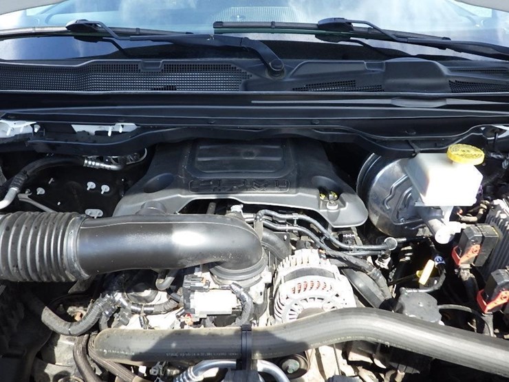 2019-dodge-1500-image-12